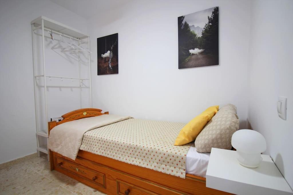 Barrio De Triana - Bidasoa Facil Aparcamiento Siviglia Esterno foto